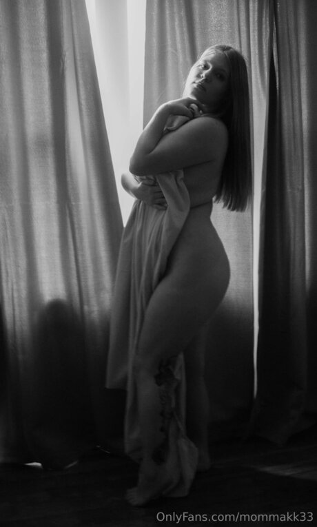 Mommakk33 naked actress galleries
