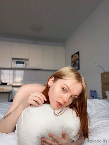 Freyadollts pornstar picture