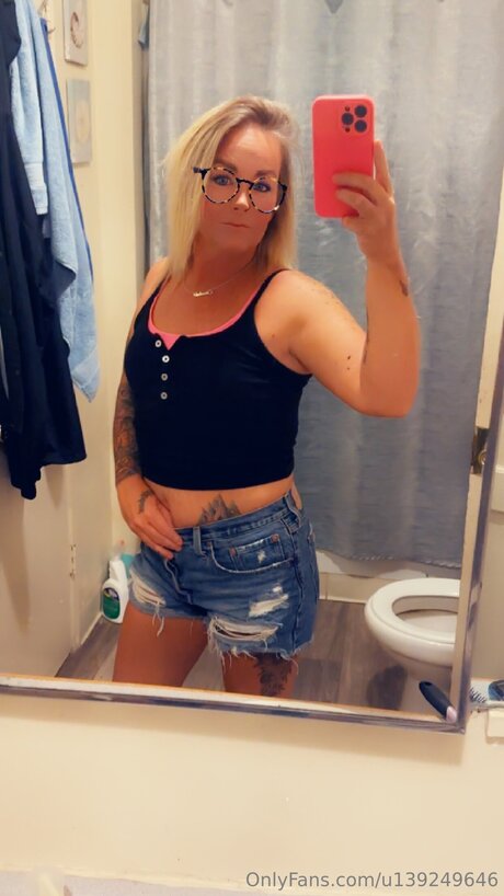 U139249646 perfect actress pics