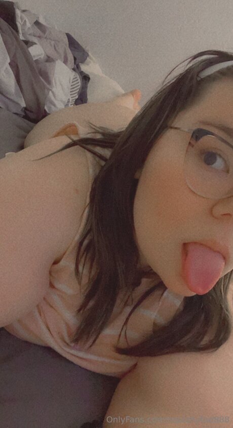 Squishyfae888 star hot image