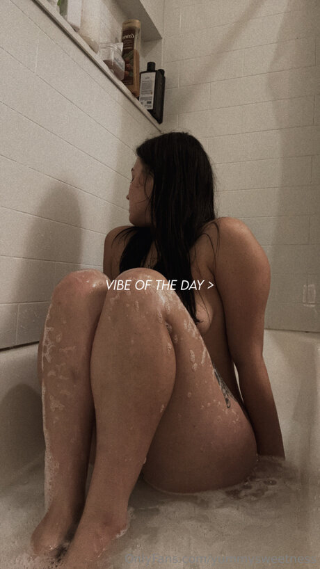 Yummysweetness model art images