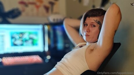 Faggotclown model hot image