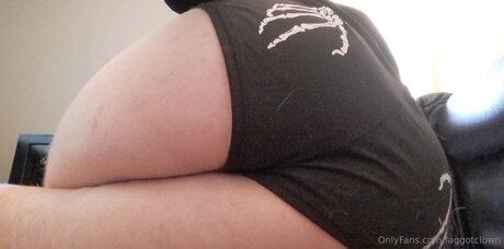 Faggotclown model pictures