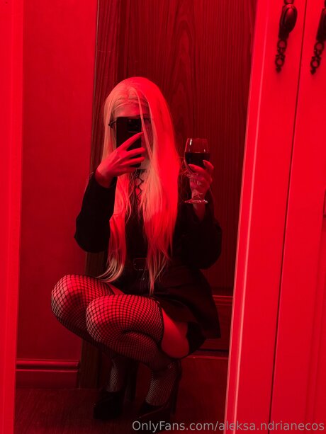 Aleksa Ndrianecos exclusive actress archive