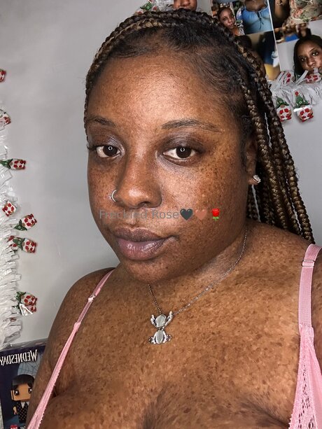 Freckledfantasy5 star hot pictures