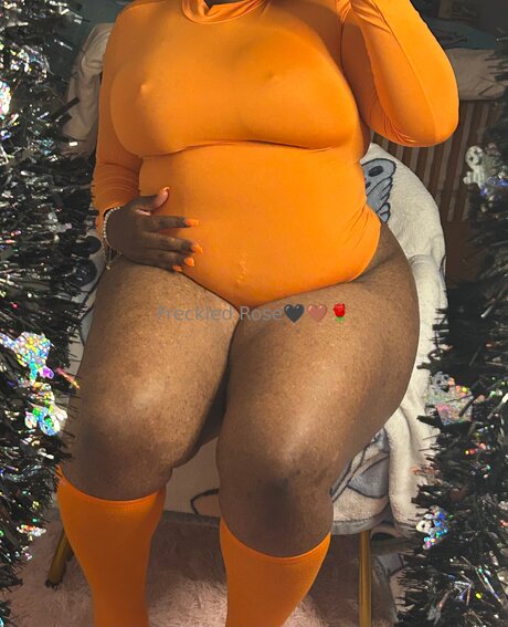 Freckledfantasy5 star naked photo