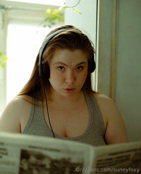 Sunnyfoxy star hot images