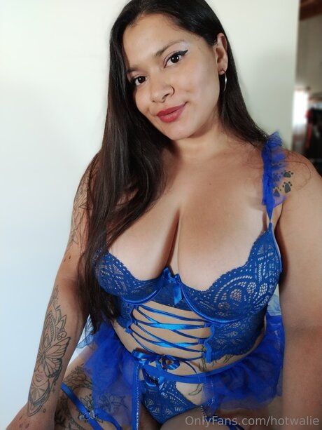 Hotwalie pornstar high quality gallery