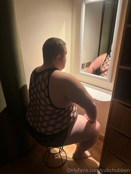 Cubchubben beautiful model image