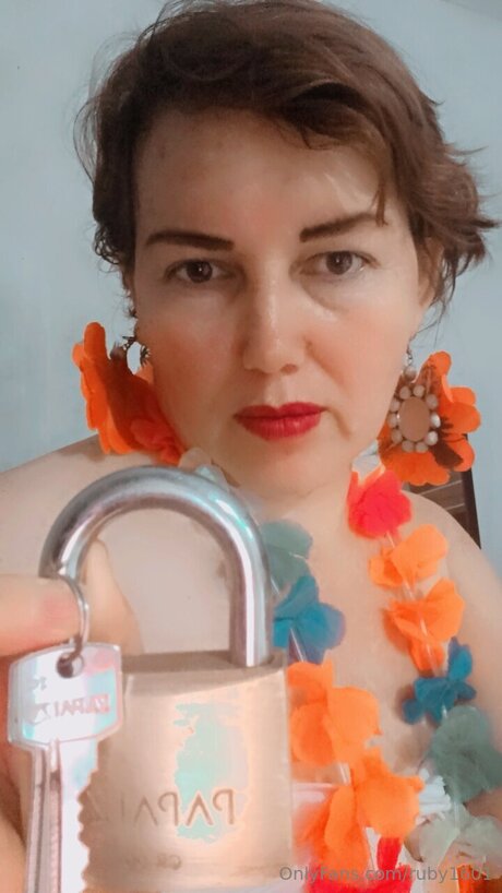 Ruby1601 free pornstar img