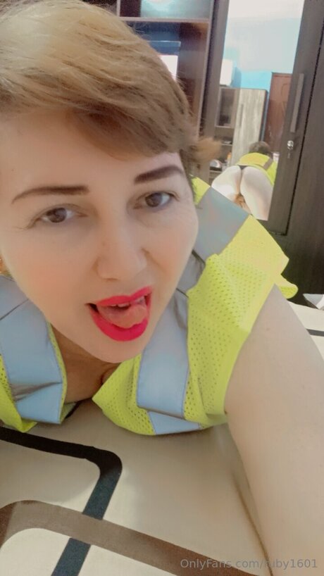 Ruby1601 pretty actress image