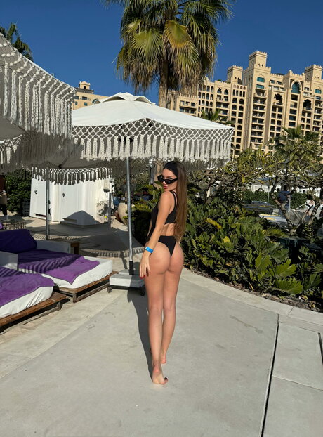 Itsemmma model nude pics