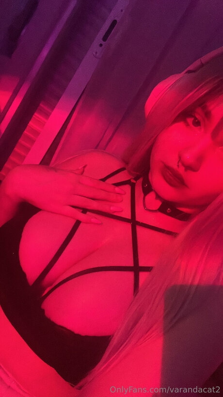 Callmevaranda2 pretty star pics