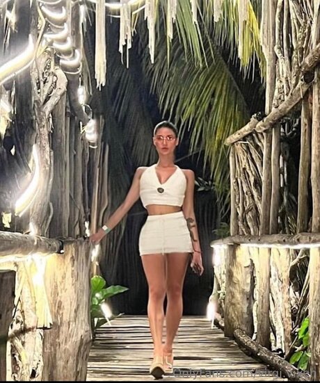 Virgi Vixen pornstar xxx image