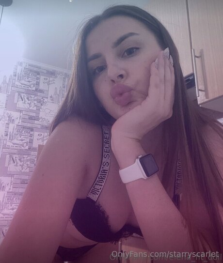 Starryscarlet model top pictures