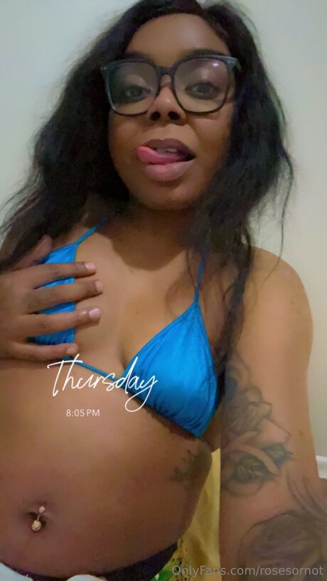 Rosesornot model nudes gallery