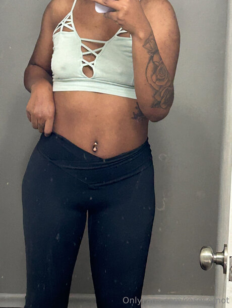 Rosesornot hot pornstar image