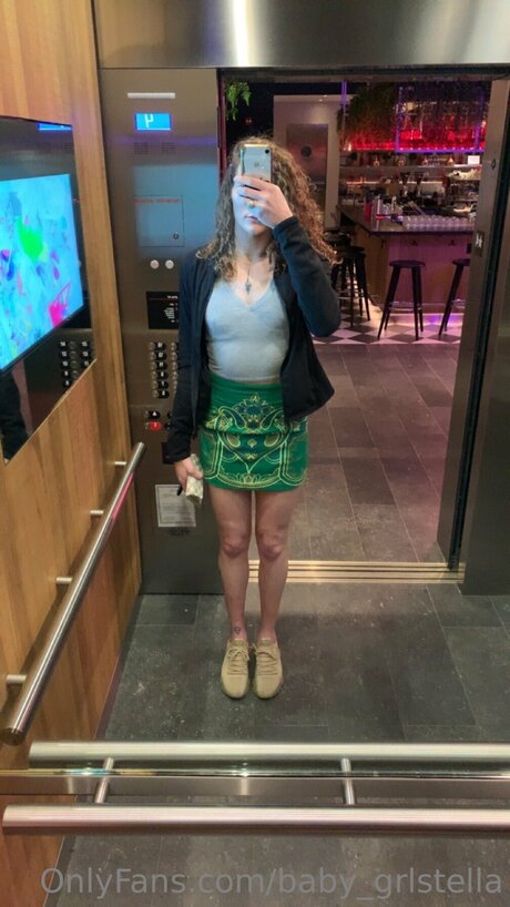 Baby Grlstella nudes model archive