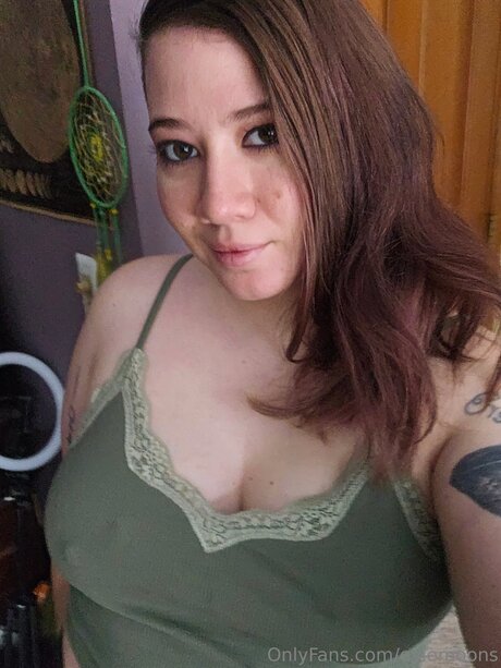 Eviemoons model sexy galleries