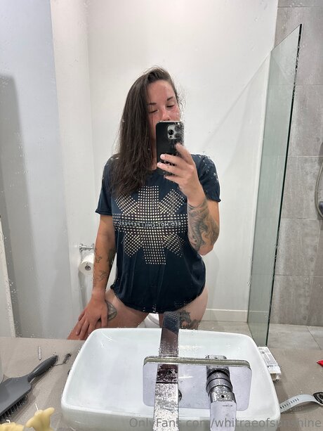 Whitraeofsunshine pornstar image