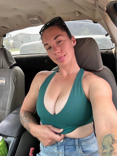 Whitraeofsunshine art model img