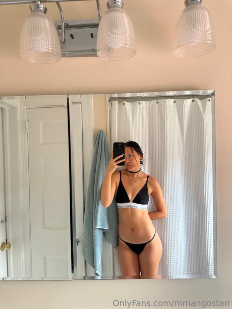 Yuki Moon 0 0 nude model image