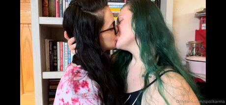 Spoilkarma hot model archive