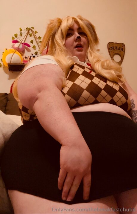 Thebreakfastchubb exclusive model pic