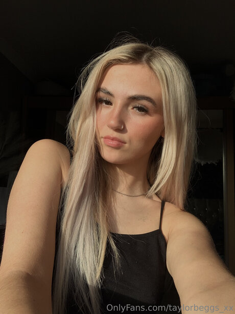 Taylorbeggs Xx pornstar art picture