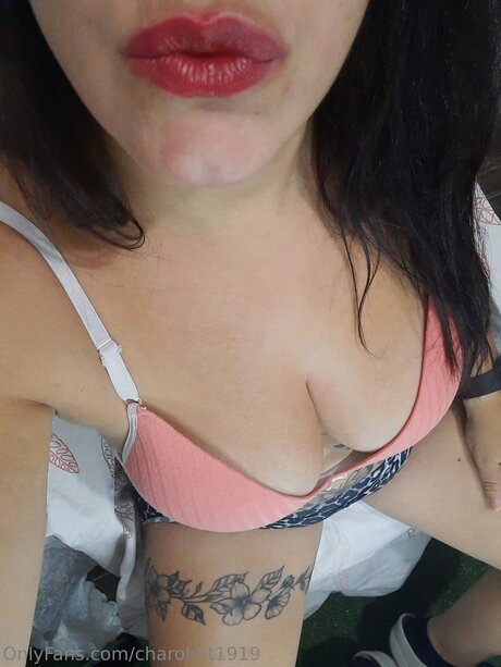 Charohot1919 sexy model galleries
