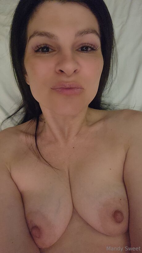 women onlyfans beautiful naked pics