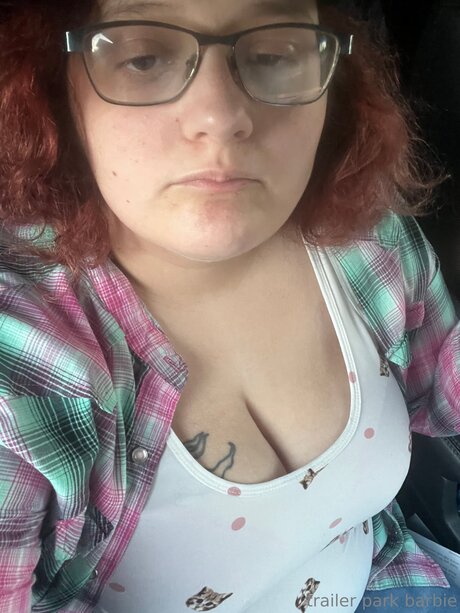 Trailerparkbarbiefree erotic actress images