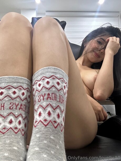 Lovelly 10 beautiful pornstar image