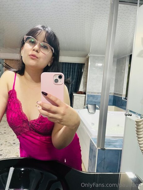 Paulidee star naked pictures