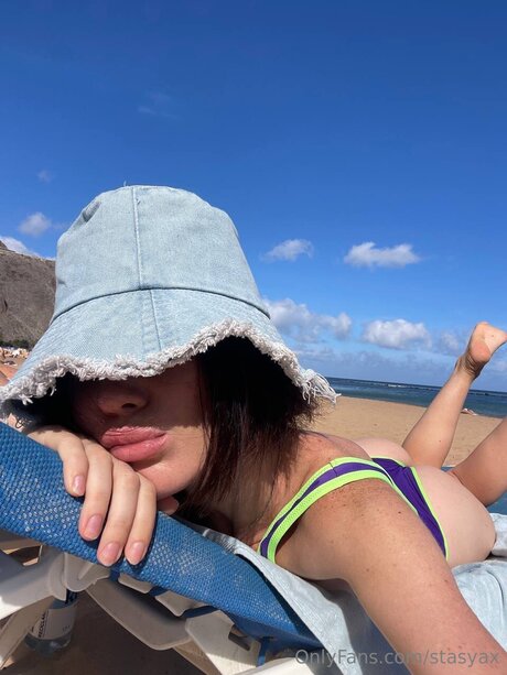 Stasyax erotic actress pic