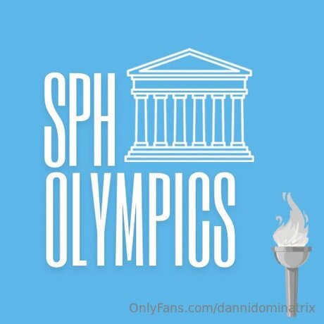 Dannidominatrix adult model photos