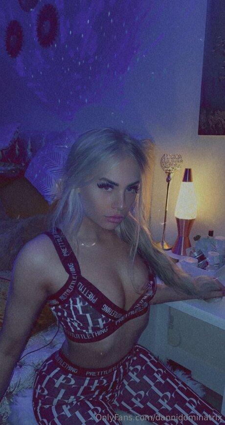 Dannidominatrix nudes star img