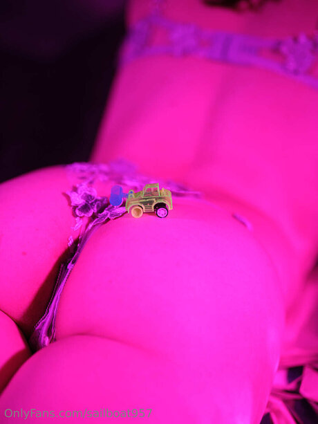 brunette doggystyle onlyfans exclusive pic