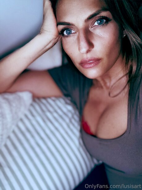 Lusisart high quality model images