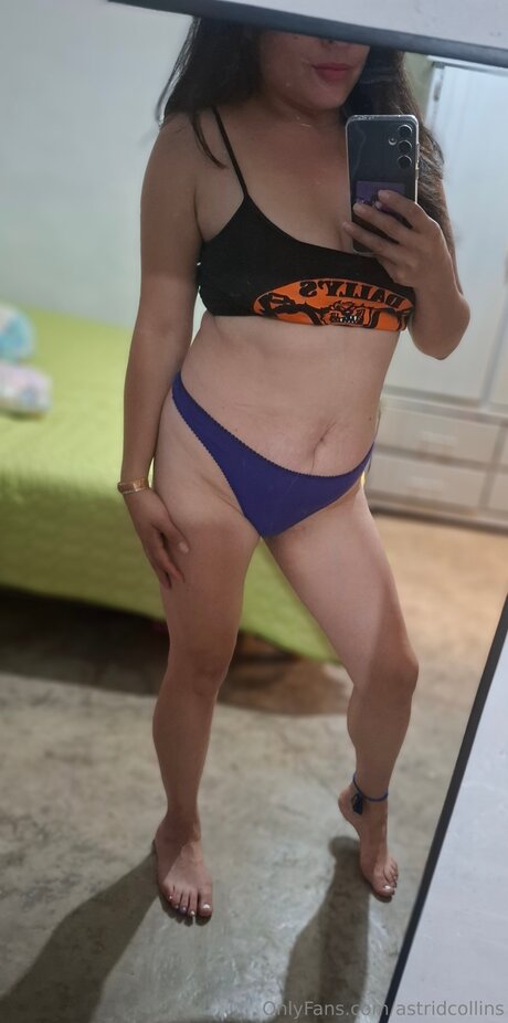 Astridcollins porn model photos