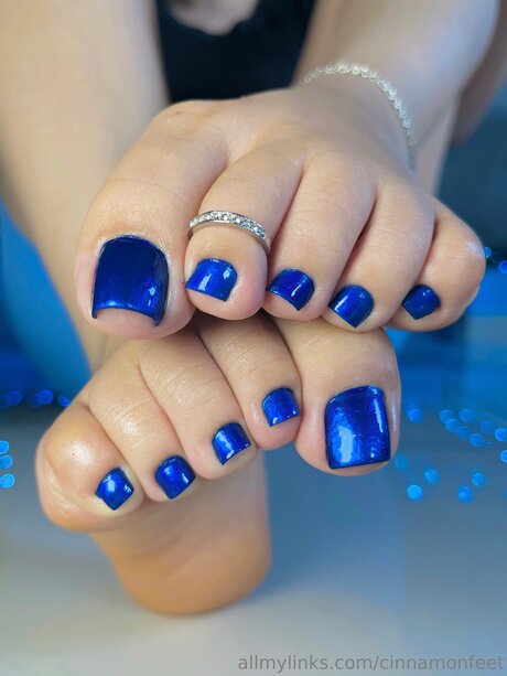 Cinnamonfeet2 nude pornstar photo