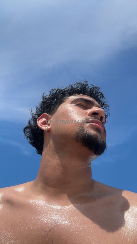 Strawbaries model hd photo