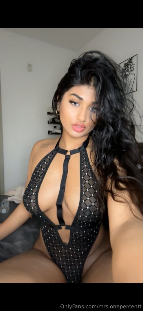 Mrs Onepercentt nice actress pictures