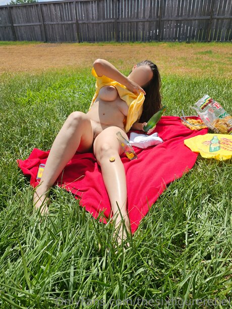 Thesixfigurerebel sexy actress galleries