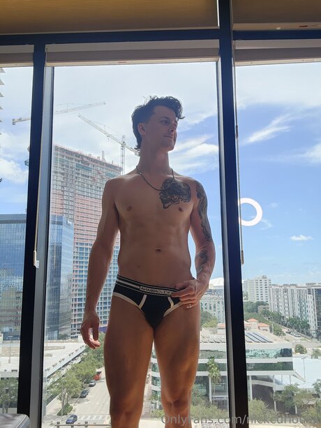 Nickcuriousx pretty star photos