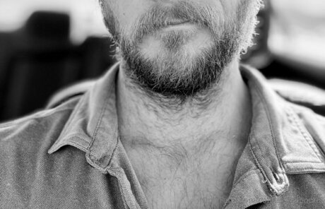 Confessionbooth free model pics