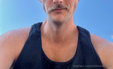 Confessionbooth hot pornstar pic