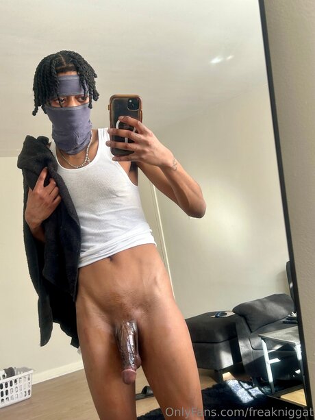 Freakniggat perfect pornstar img