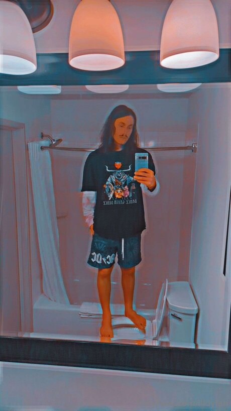 Illdylan star adult photos