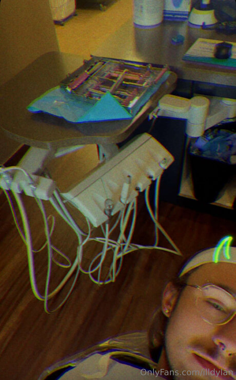 Illdylan model porn pic